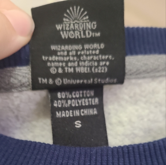 Harry Potter Ravenclaw Crewneck Size Small - Picture 3 of 3